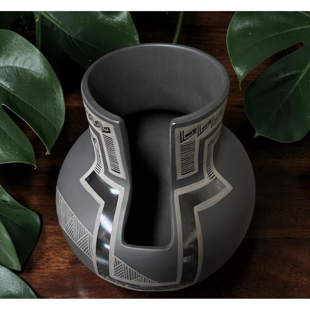 Mata Ortiz Pottery Maroni Quezada Black On Black Paquime‎ Casas Grandes Mexican